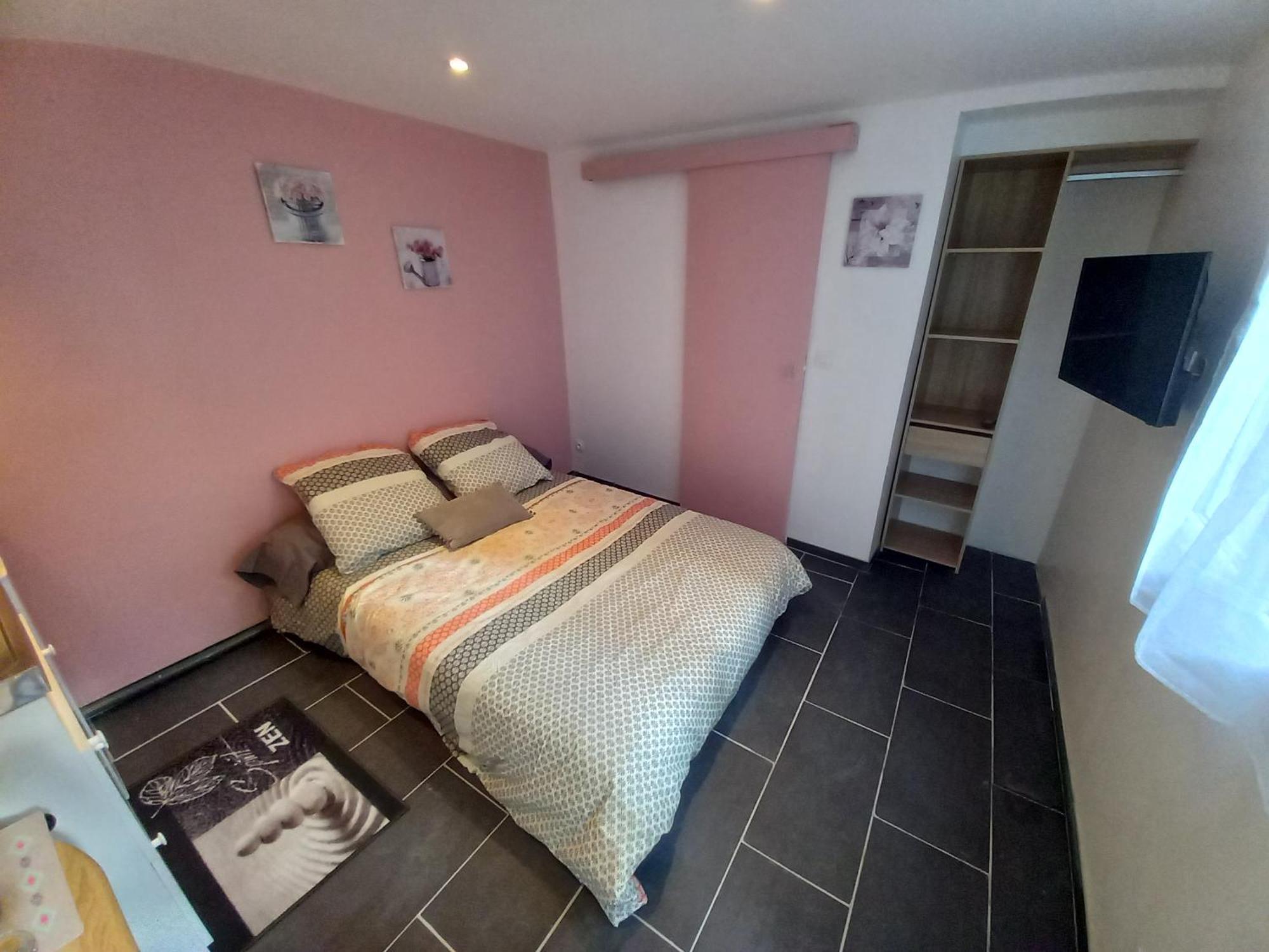 8 Limoges